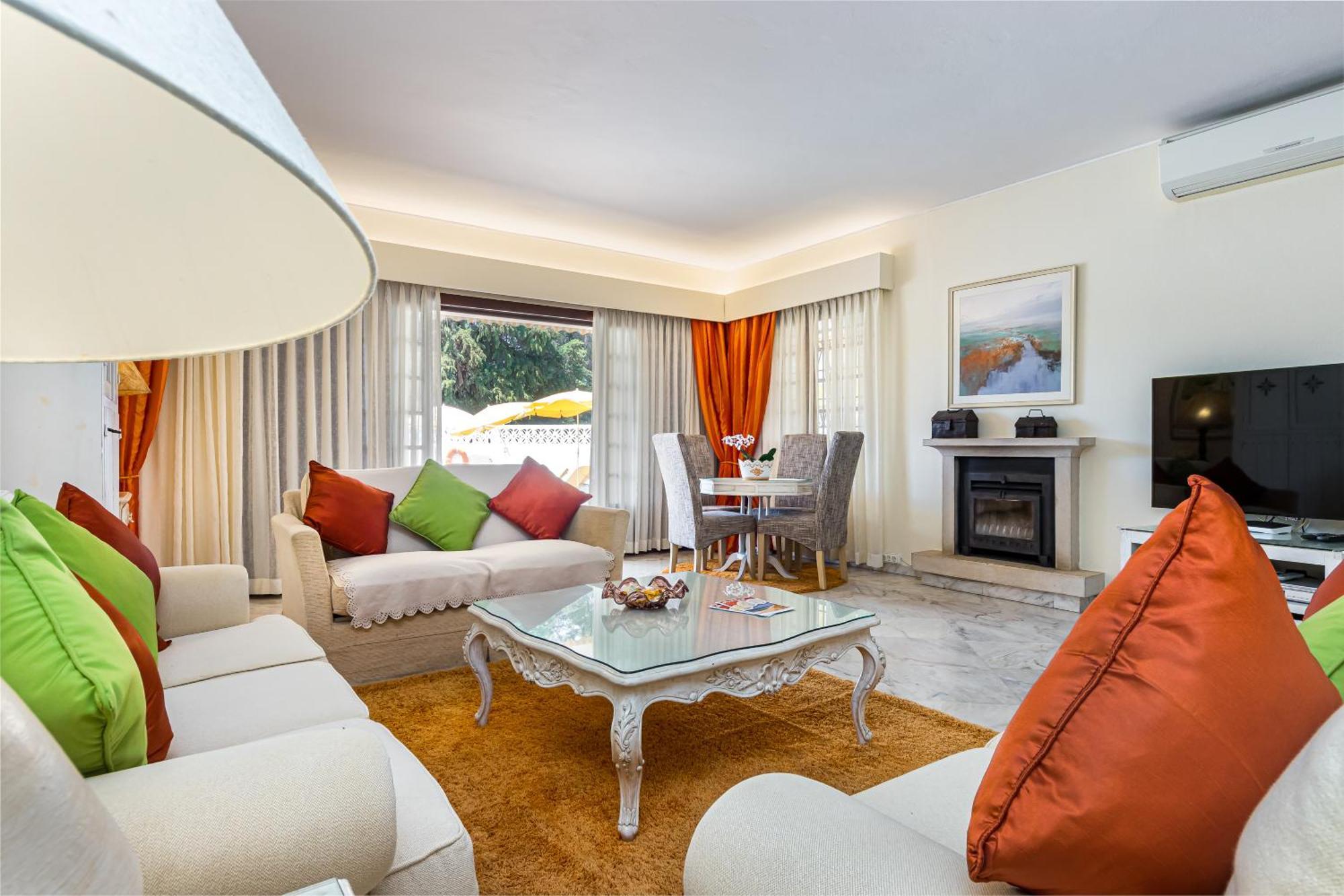 El-gharb Private 4 Bedrooms *