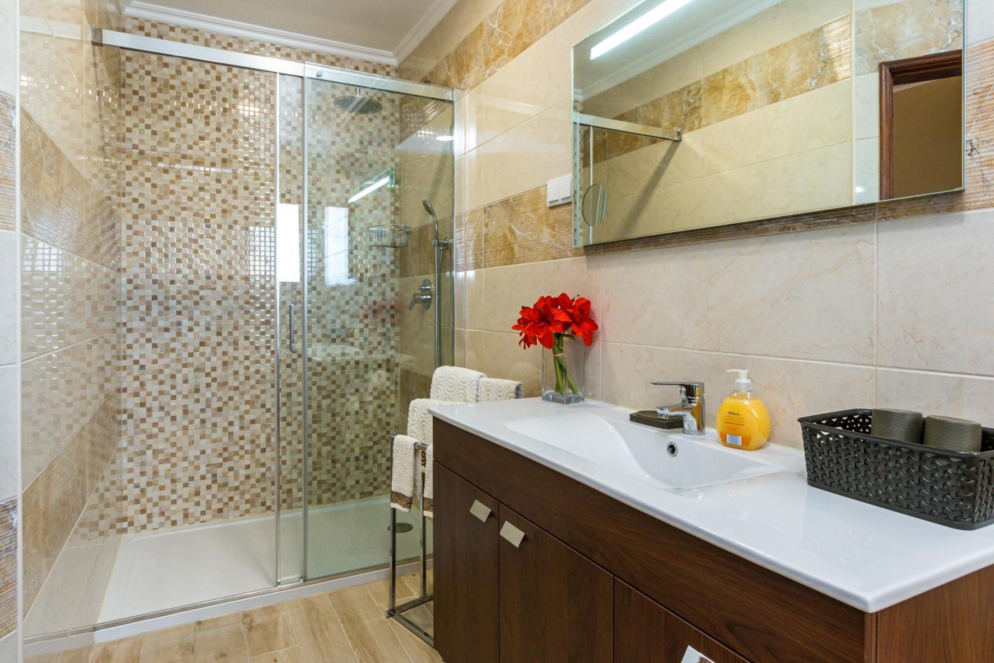 Villa El-gharb Private 4 Bedrooms