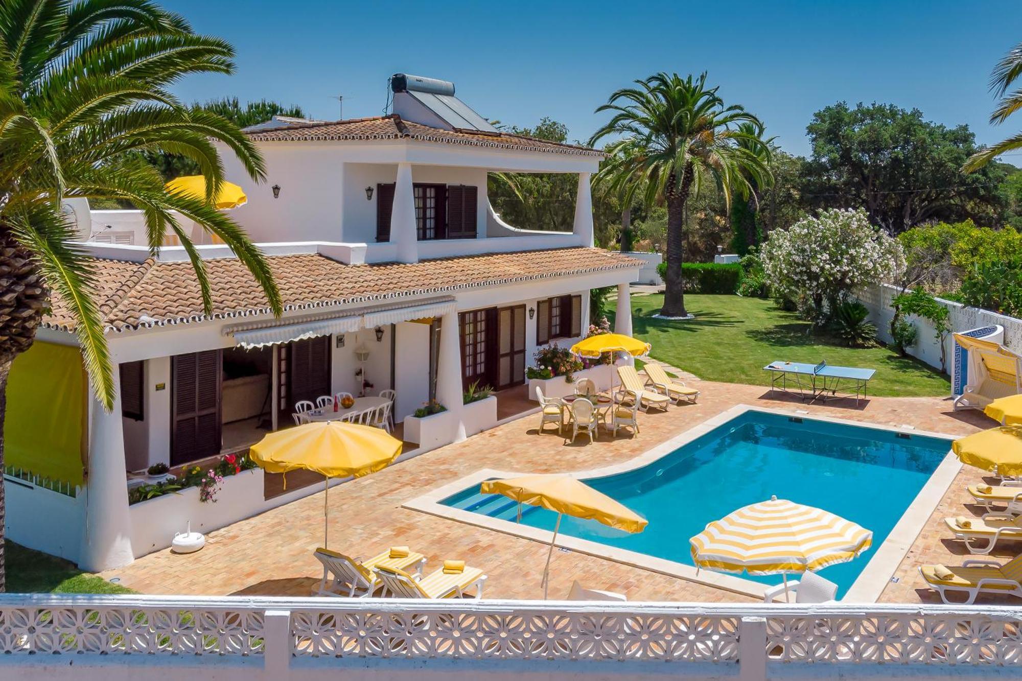 El-gharb Private 4 Bedrooms Villa