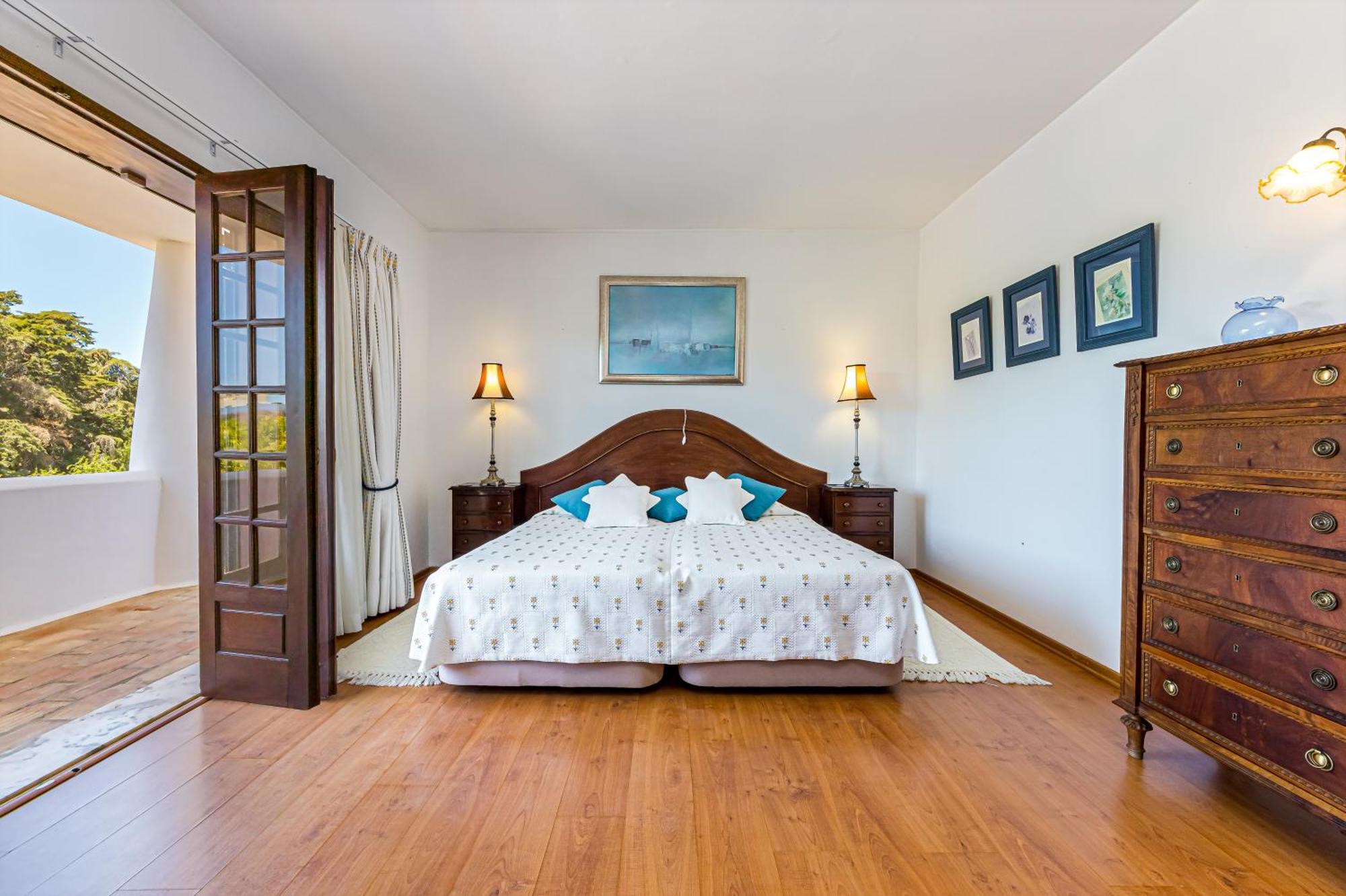 El-gharb Private 4 Bedrooms