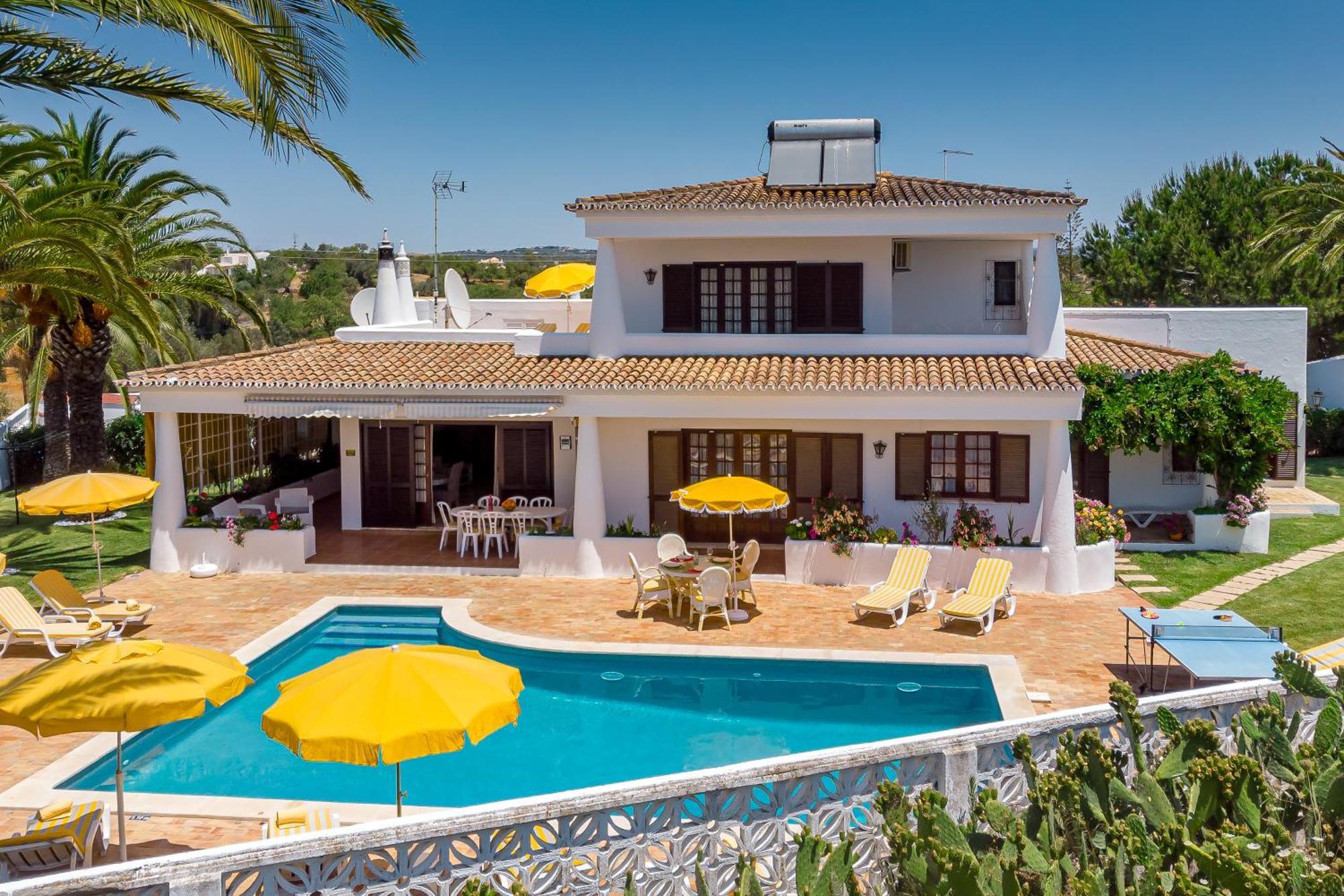 El-gharb Private 4 Bedrooms Villa