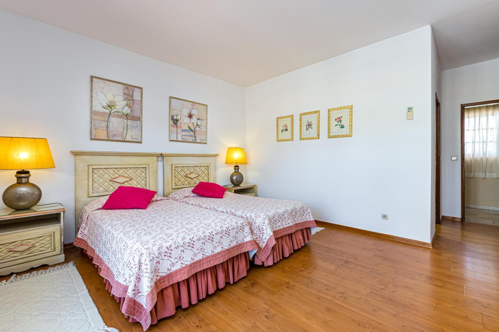 El-gharb Private 4 Bedrooms